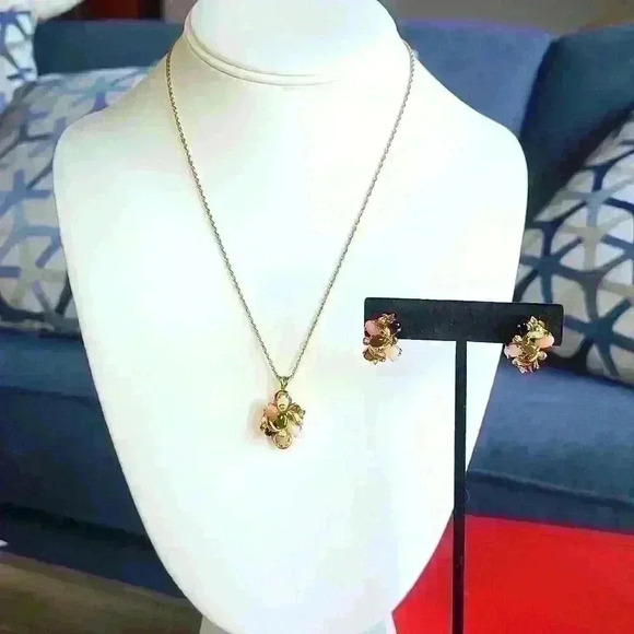 Gold-toned Multi Gemstone & tiny CZ earrings and necklace set - Picture 1 of 13